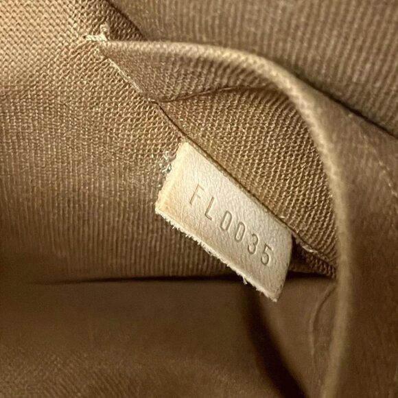 LOUIS VUITTON Popincourt Haut Monogram Shoulder Bag 618-061625 - Picture 13 of 14